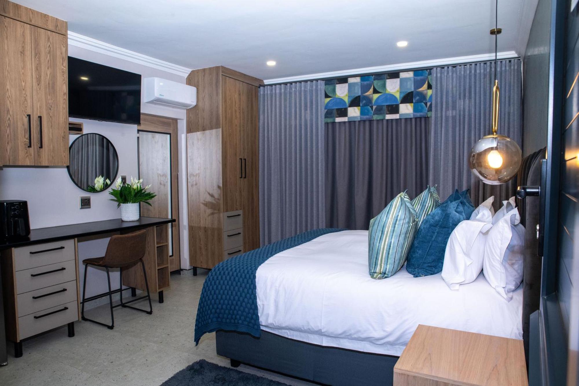 Iso'Bella Vita Guesthouse Пхалаборва Экстерьер фото